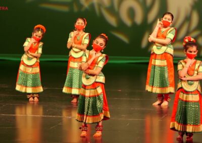 Dance Tantra – Gopi Gopalam Bhajan