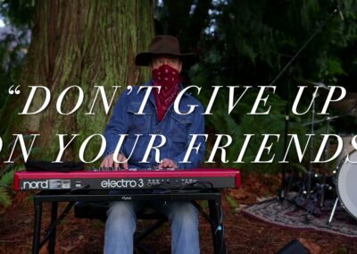Massy Ferguson – Don’t Give Up On Your Friends